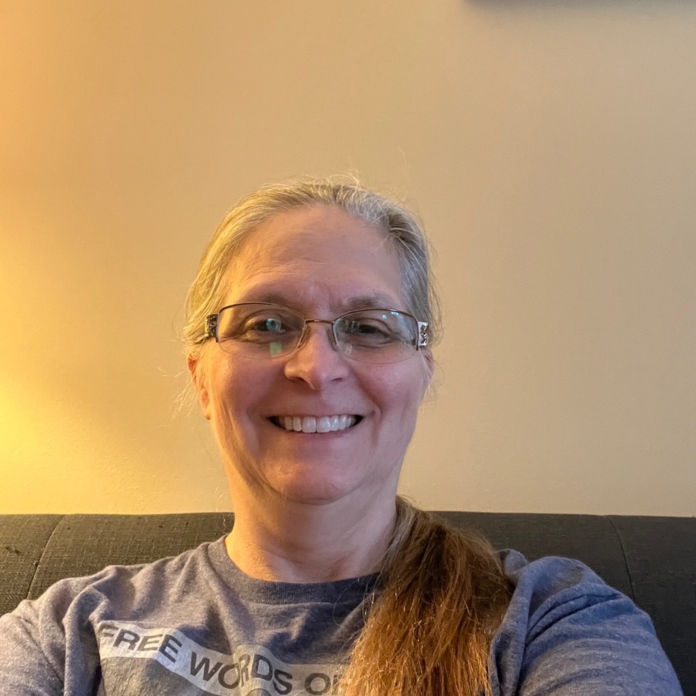 Meet your Posher, Gina